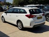 Toyota Auris 1.4 D-4D Icon Touring Sports Euro 5 (s/s) 5dr 5