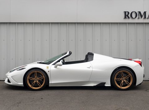 Ferrari 458 Speciale Aperta 2