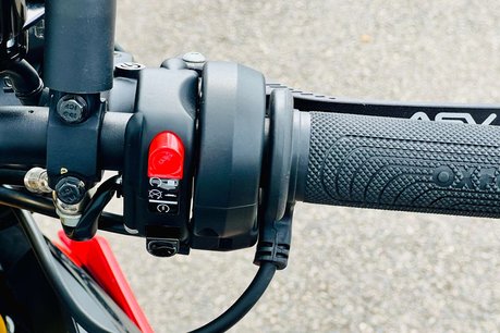 Aprilia Tuono Tuono V4 1100 Factory 16