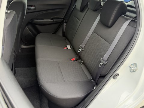 Suzuki Swift 1.2 Dualjet 83 12V Hybrid SZ5 5dr Auto 40