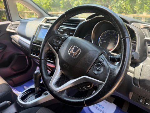 Honda Jazz 1.3 i-VTEC EX CVT Euro 6 (s/s) 5dr 33