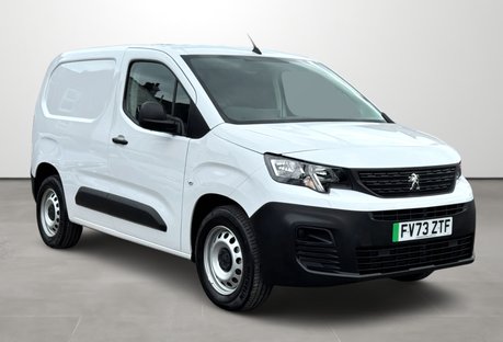 Peugeot Partner 800 100kW 50kWh Professional Premium + Van Auto