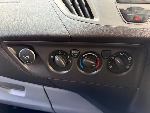 Ford Transit Custom 2.0 TDCi 310 Panel Van 5dr Diesel Manual L1 H1 (157 g/km, 104 bhp) 30