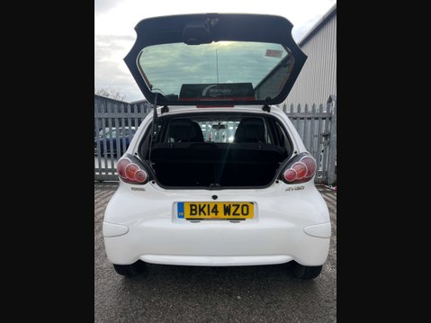 Toyota Aygo 1.0 Aygo Move with Style VVT-i 5dr 23
