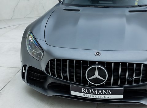 Mercedes-Benz AMG GT R Premium 23