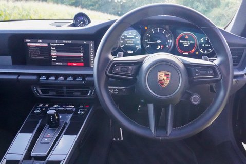 Porsche 911 CARRERA 4S PDK 11