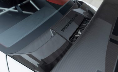 Porsche 911 GT2 RS (991) 41