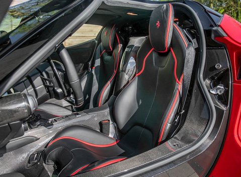 Ferrari LaFerrari 14