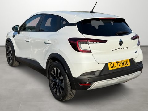 Renault Captur 1.6 E-Tech full hybrid 145 Evolution 5dr Auto 3