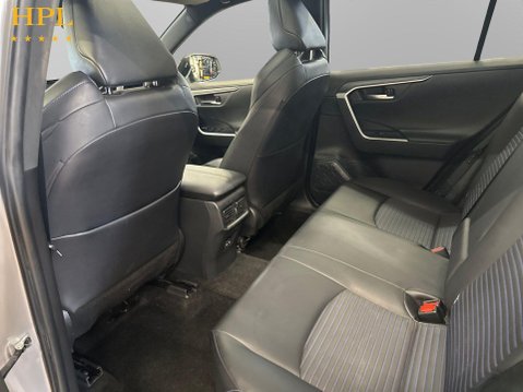Toyota Rav4 2.5 VVT-h GPF Dynamic SUV 5dr Petrol Hybrid CVT 4WD Euro 6 (s/s) (222 ps) 21