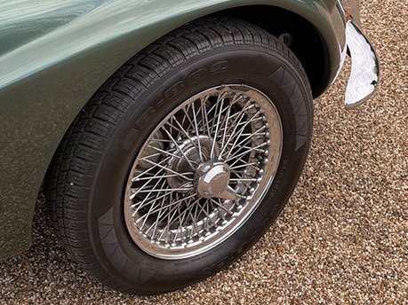 Daimler Dart SP250 Convertible 37