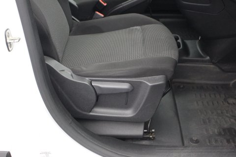 Vauxhall Combo Cargo 1.5 Turbo D 2300 Prime SWB Euro 6 100 ps 28