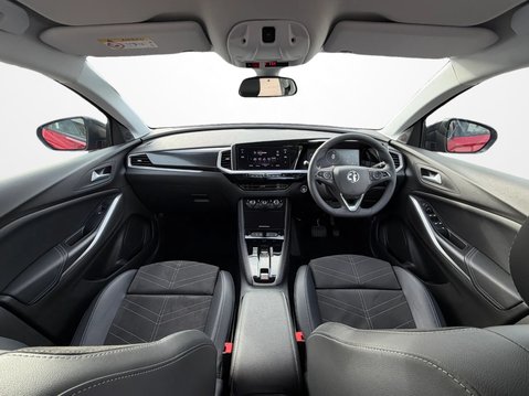 Vauxhall Grandland 1.2 Hybrid [136] Ultimate 5dr e-DCT6 16