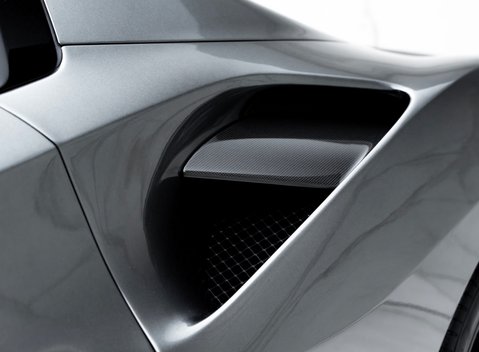 Ferrari 488 SPIDER 37