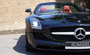 Mercedes-Benz SLS AMG Roadster 19
