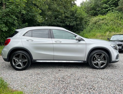 Mercedes-Benz GLA 2.1 GLA 220 AMG Line D 4Matic Auto 4WD 5dr 3
