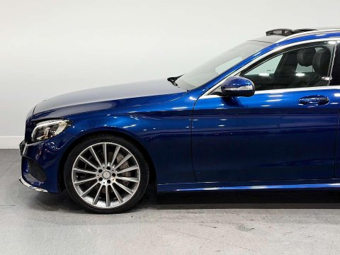 Mercedes-Benz C Class 2.1 C300h BlueTEC AMG Line Estate 5dr Diesel Hybrid G-Tronic+ Euro 6 (s/s) 21