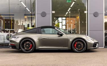 Porsche 911 Targa 4 GTS (992) 3