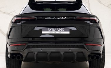 Lamborghini Urus NERO Design 5