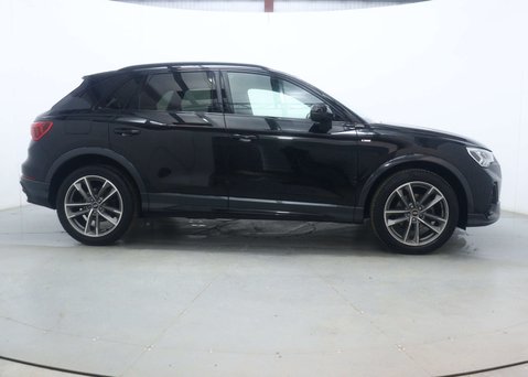 Audi Q3 1.5 Q3 Black Edition 35 TFSI MHEV Semi-Auto 5dr 12