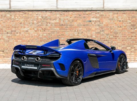 McLaren 675LT Spider 8