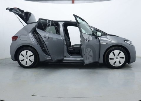 Volkswagen ID.3 Pro Performance 58kWh Business Hatchback 5dr Electric Auto (204 ps) 66