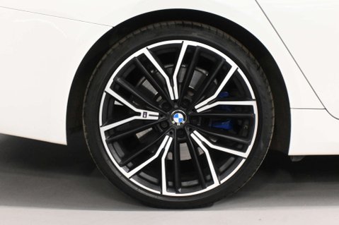 BMW 5 Series 2.0 520d xDrive M Sport MHEV Auto 4WD 5dr 20