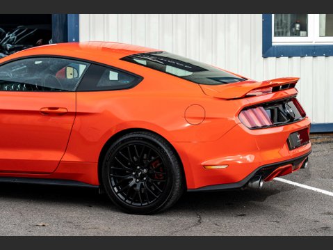 Ford Mustang 5.0 Mustang GT 2dr 25