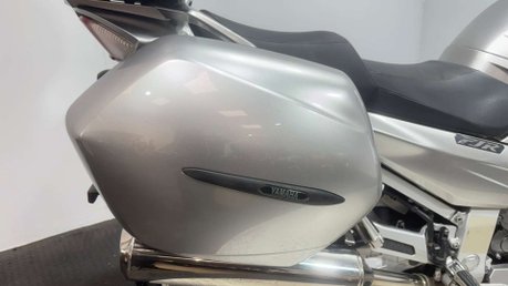 Yamaha FJR1300 ABS 2008 ONLY 22K NEW MOT SERVICED FULL LUGGAGE COMMUTER TOURER BIKE 41