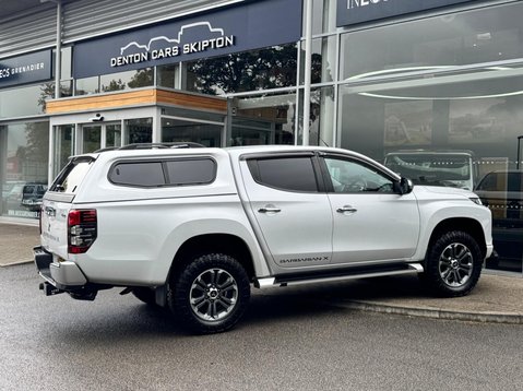 Mitsubishi L200 2.2 DI-D DC Barbarian X Auto 4WD Euro 6 (s/s) 4dr 42