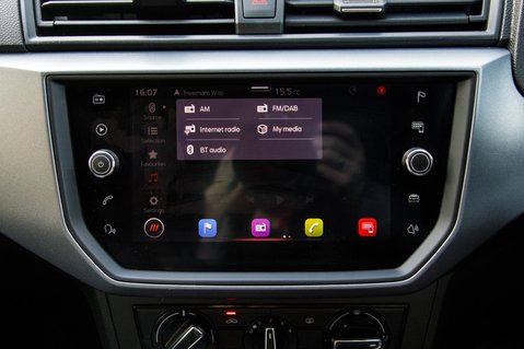 SEAT Arona TSI SE TECHNOLOGY 20