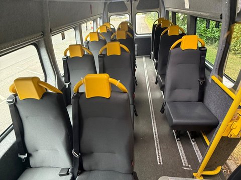 Renault Master 17 seater minibus 21
