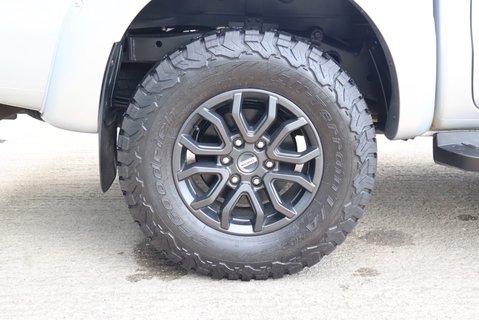 Ford Ranger  WILDTRAK ECOBLUE STYLED BY SEEKER SUPER LOW MILES NO VAT  13