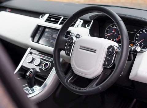 Land Rover Range Rover Sport 5.0 SVR 11
