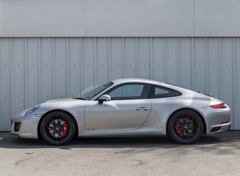 Porsche 911 (991.2) Carrera GTS 2