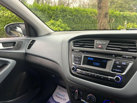 Hyundai i20 1.4 SE Euro 6 5dr 10
