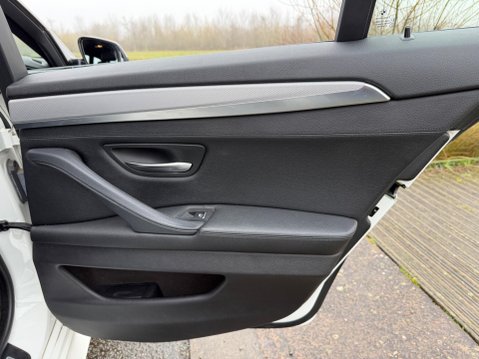 BMW 5 Series 2.0 520d M Sport Touring Auto Euro 6 (s/s) 5dr 41