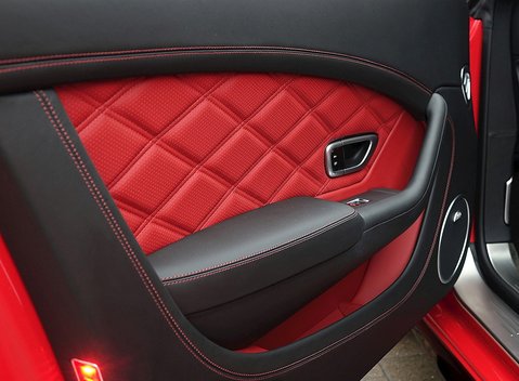 Bentley Continental GT V8 S Convertible Mulliner 19