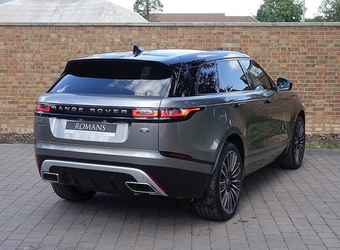 Land Rover Range Rover Velar First Edition D300 24