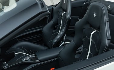 Ferrari California 30 33