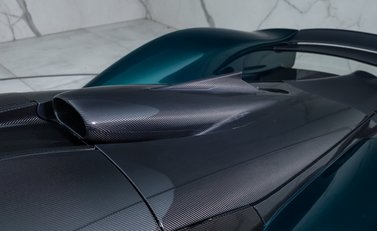 Aston Martin Valkyrie 44