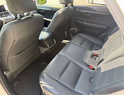 Lexus NX 2.5 NX 300h Takumi CVT 4WD 5dr 42