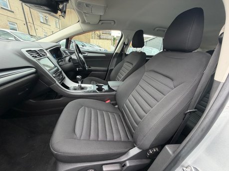 Ford Mondeo ZETEC EDITION TDCI 12