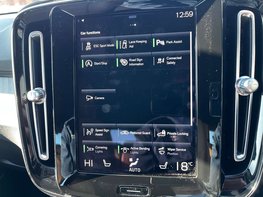 Volvo XC40 1.5 XC40 Inscription Pro T3 Auto 5dr 35