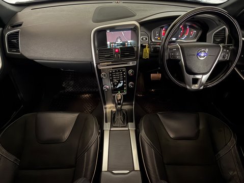 Volvo XC60 D4 R-DESIGN NAV AWD 12