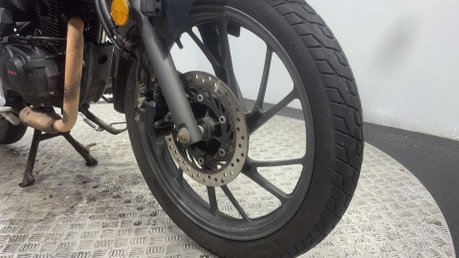 Honda CB GLR125 2018 RUNNING PROJECT COMMUTER BIKE 125CC LEARNER 25