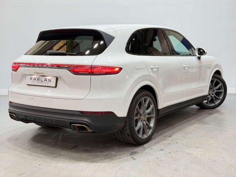 Porsche Cayenne 3.0 V6 E-Hybrid 14.1kWh SUV 5dr Petrol Plug-in Hybrid TiptronicS 4WD Euro 6 27