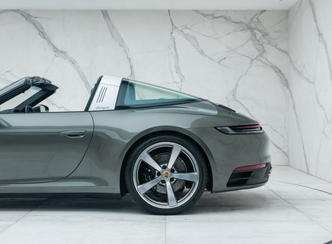 Porsche 911 Targa 4S (992) 36