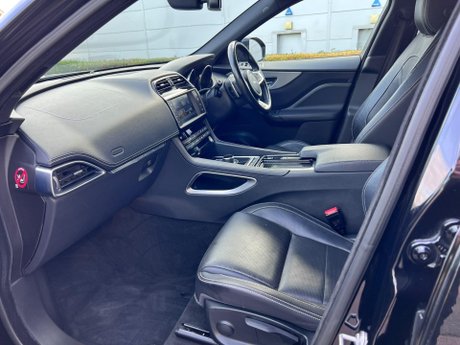 Jaguar F-Pace 2.0 D180 R-Sport Auto AWD Euro 6 (s/s) 5dr 85