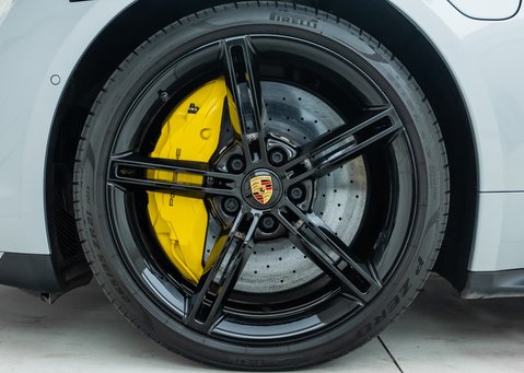 Porsche Taycan Turbo